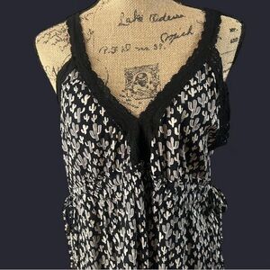 Black and White Cactus Print Tank Top